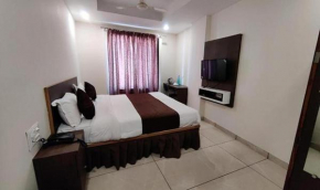 Hotel Golden Rays